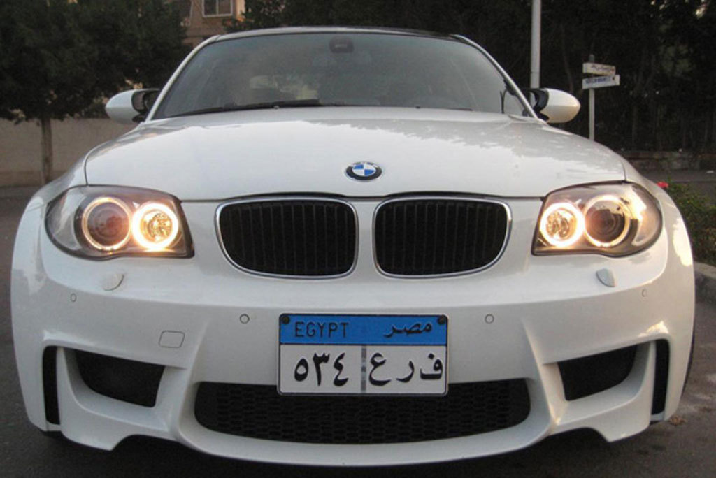 Як повідомляє svit24, після повалення президента Єгипту, автоконцерни BMW і GM припинили виробництво автомобілів на території Арабської країни, а також призупинили роботу більшості автосалонів по обслуговуванню та продажу автомобілів