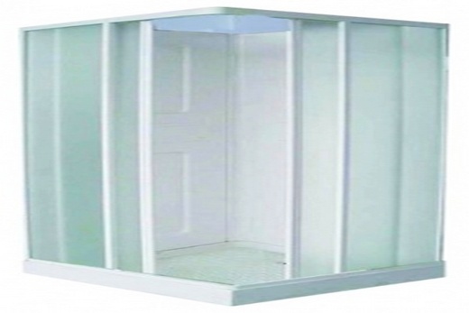 Параметр відбору такої: душова кабіна для маленької ванної кімнати береться розміром не більше, ніж 100х100 см, і кутовий, щоб раціонально використовувати площу
